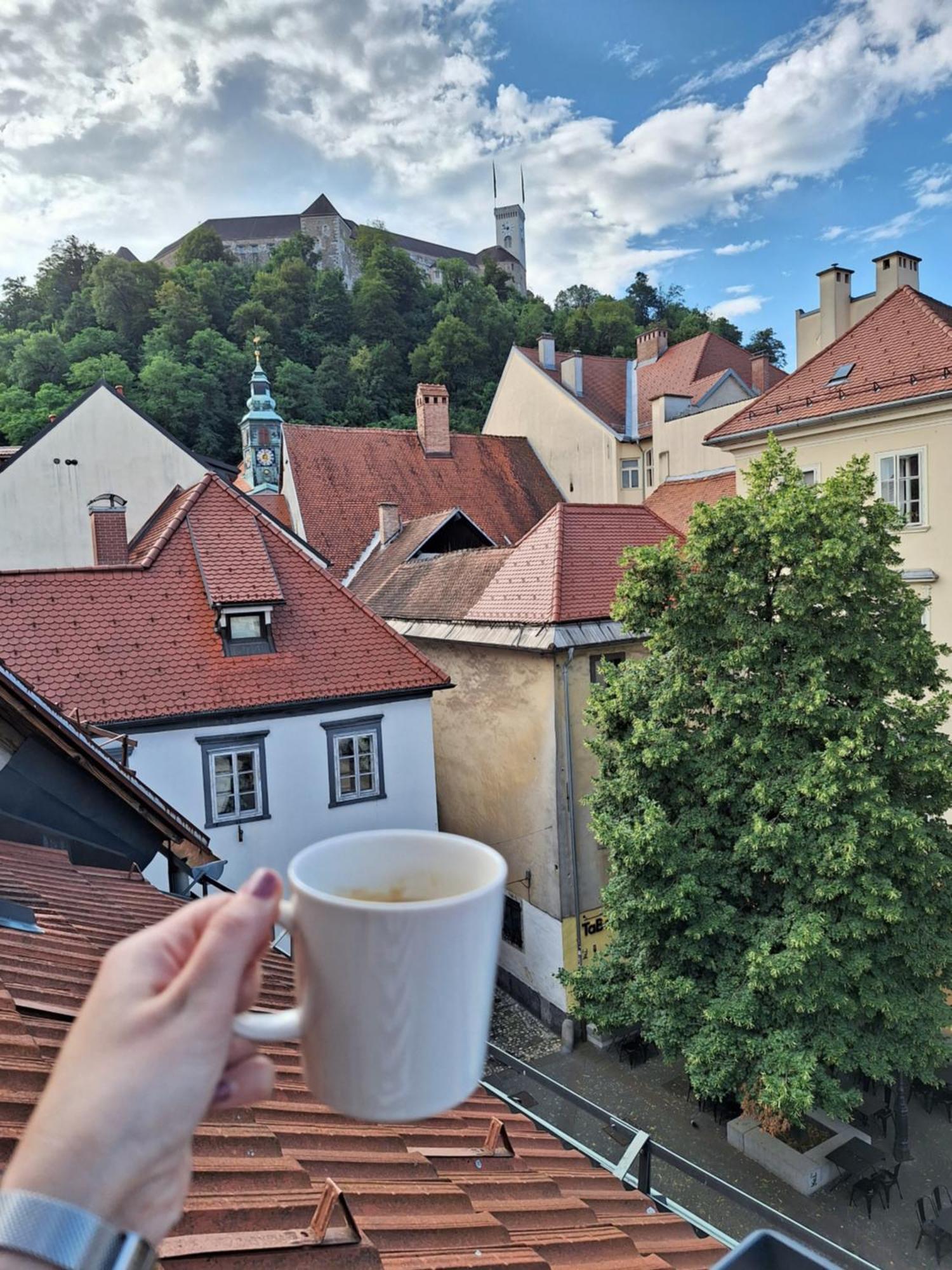 Tromostovje Apartments Ljubljana Eksteriør billede